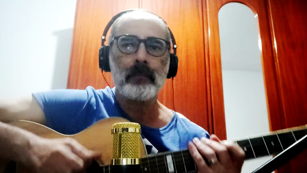 "Menina Veneno"